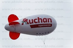 Gros dirigeable publicitaire Auchan de 6m